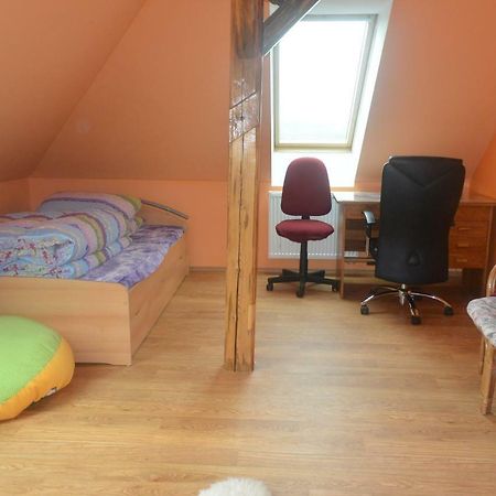Rodinne Ubytovani - Family Accommodation Kobylice Eksteriør billede